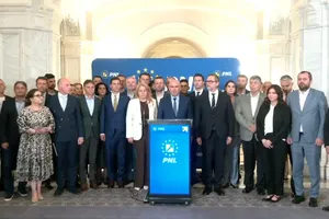 Bolojan îi cere premierului desemnat, Adrian Veștea, să își depună mandatul