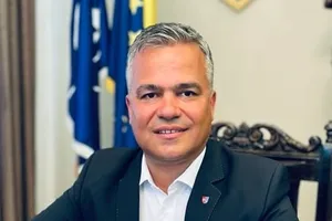 Adrian Veștea refuză să își depună mandatul: „Poziția mea nu se schimbă”