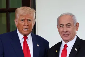 Donald Trump l-ar fi apostrofat dur pe Netanyahu: „Ești nebun de-a binelea. Ai fi în închisoare dacă nu eram eu”