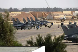 Iranul anunță atacuri asupra unor obiective militare americane din Golf, după loviturile SUA asupra unor provincii din sudul și estul țării