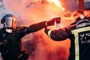 Incendiile de vegetație din Franța și Spania au forțat evacuarea a aproape 260.000 de persoane