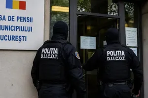 Fraudă la Casa de Pensii București. Șapte persoane reținute după perchezițiile DIICOT