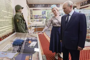 Putin provoacă indignare în Japonia după vizita în Insulele Kurile, scrie Politico