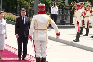 Nicușor Dan este în Republica Moldova de Ziua Independenței. Întâlnire trilaterală cu Maia Sandu și Volodimir Zelenski