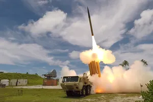 Pentagonul presează companiile de apărare să accelereze producția de armament