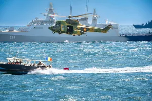 Constanța: Peste 3.500 de militari români și străini, peste 50 de nave și 15 aeronave au participat la Ziua Marinei