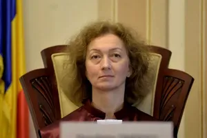 SURSE Simina Tănăsescu se retrage din dosarul Legii integrității. Șefa CCR l-a desemnat raportor pe Csaba Asztalos