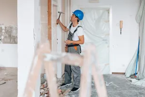 Noul Cod al construcțiilor schimbă regulile. Mai multe lucrări vor putea fi făcute fără autorizație