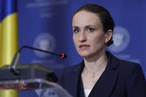 Oana Țoiu: România trebuie să înainteze în fața „furtunilor” geopolitice. „Nu trebuie să alegem între SUA și UE”