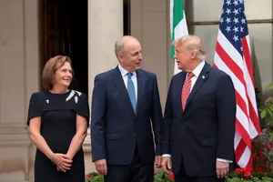 Trump promite eliminarea taxelor vamale pentru whiskeyul irlandez, fără să ofere detalii