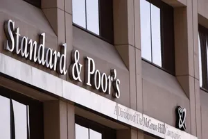 S&P evaluează România pe 2 octombrie. Analiștii Citi nu văd o retrogradare imediată, dar avertizează asupra riscurilor din 2027