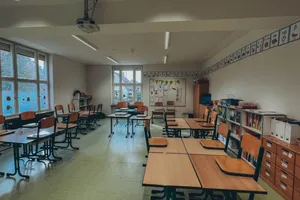 Firma de catering care a furnizat mâncarea elevilor din Căuți a fost suspendată