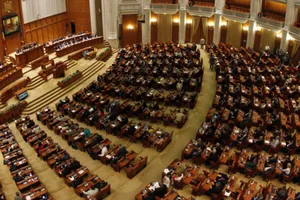 PNL, USR și AUR cer eliminarea votului online din Parlament: „Prezența fizică nu trebuie să fie opțională”