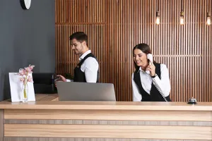 INS: Cifra de afaceri din serviciile pentru populație a scăzut cu 9% în primele șapte luni din 2026
