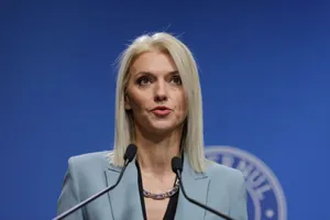 Alina Gorghiu critică strategia conducerii PNL: „Mai ieri eram unii pe punctul de a fi dați afară, astăzi PNL decide să voteze un guvern cu premier tehnocrat”