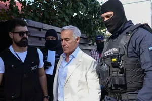 Călin Georgescu, scos din Arestul Central și dus la DIICOT pentru noi audieri. Cristela Georgescu a ajuns la sediul instituției
