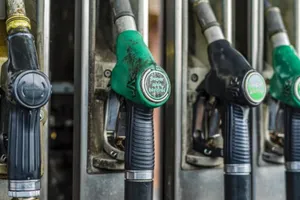 Ministerul Finanțelor menține reducerea de 25% a accizei la motorină până la finalul lunii octombrie