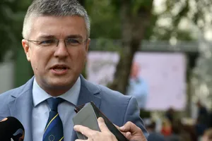 Romarm și cele 15 filiale ar putea fi reorganizate într-un holding industrial integrat. Ministrul Economiei cere o decizie până la sfârșitul anului