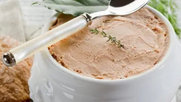 Alimentul consumat de români în post este, de fapt, foarte periculos pentru sănătate. Nutriționiștii trag semnalul de alarmă