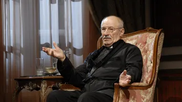 Agresorii care l-au amenințat pe actorul Victor Rebengiuc cu moartea au fost prinşi după doi ani. Unul dintre ei a primit control judiciar pentru 60 de zile