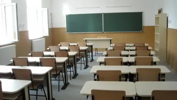 Școala nu începe pe 8 septembrie 2025. Profesorii boicotează noul an școlar din cauza Guvernului Bolojan: „Vor continua protestele în fața Ministerului Educației”