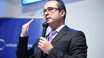 Cristian Bușoi: „Facturile la gaze nu vor crește pentru consumatorii casnici”. Cu cât se va scumpi energia electrică