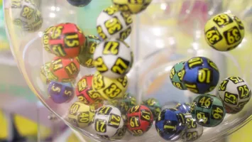 Rezultate LOTO 10 iulie 2025. Numerele câştigătoare la Loto 6 din 49, Joker şi Noroc. Report de peste peste 2,37 milioane de euro la loto 6/49