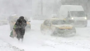 România este sub cod galben și portocaliu de ninsori și viscol. Avertizare meteo de vreme rea în toată țara, au fost actualizate hărțile meteorologilor