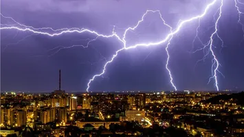 Alerta de vijelii și alternanțe termice. ANM anunță diferențe de până la 20 de grade între zi și noapte