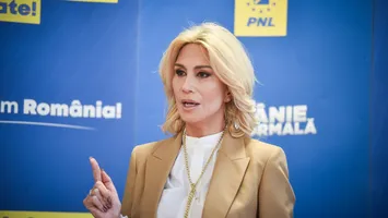 Raluca Turcan îl somează pe Nicuşor Dan să desemneze un candidat pentru funcţia de premier