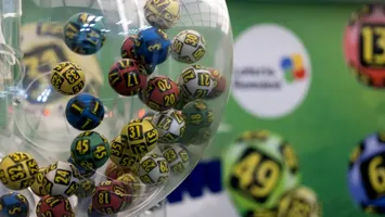 Rezultate loto duminică 3 august 2025. Numerele câştigătoare la Loto 6 din 49, Joker şi Noroc. Report de peste 3,53 milioane de euro la 6/49, categoria I