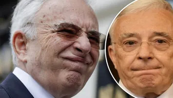 Mugur Isărescu, un nou mandat la conducerea BNR. A primit tot atâtea voturi cât Roberta Anastase, fostă Miss România