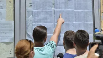 Lista locurilor libere din fiecare județ după repartizarea computerizată 2026. Cele mai multe sunt în București