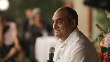 Sociologul Gelu Duminică, analiză în ziua fierbinte a votului: ”Democrația și libertatea sunt chestiuni pe care le aperi zi de zi” / ”Nu există mai multe Românii. România este una, a noastră, a tuturor!”