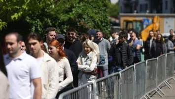 Prezența la vot duminică, record al ultimilor 25 de ani! Din 2000 nu s-a înregistrat acest procent la prezidențiale!
