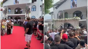 Trupul neînsuflețit al lui Ciprian Pian a ajuns acasă. Sute de oameni au blocat strada, iar Florin Salam şi-a luat adio de la „cumătrul său” VIDEO