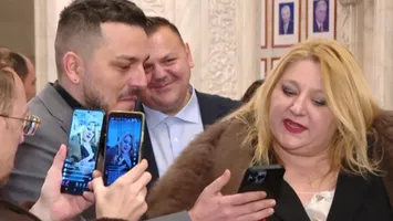 Makaveli continuă răzvrătirea împotriva Dianei Șoșoacă: „M-ai luat să defilezi cu mine prin Parlament, că erau toată presa și toate ziarele după mine” VIDEO