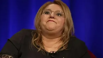 EXCLUSIV Diana Şoşoacă, despre moţiunea de cenzură: „Mă sună toată lumea din politică, ce moţiune e aia de 7 pagini, e diletantism total!”