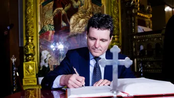 Nicuşor Dan: Suntem încă sub influența modului în care regimul comunist ne-a influențat să percepem istoria