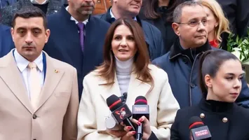 EXCLUSIV CUTIA NEAGRĂ Gruparea organizată în jurul Ancăi Alexandrescu, tun din banii statului. Ancheta penală pentru banii dați de George Simion lui Maricel Păcuraru