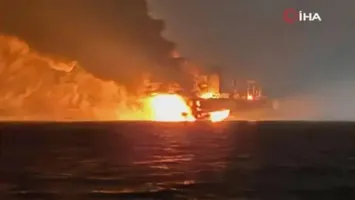 Două nave rusești vizate de sancțiuni, avariate de explozii și incendii în Marea Neagră: Kairos și Virat în pericol de scufundare