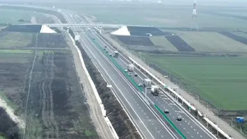 Presa maghiară aduce acuzații grave României privind autostrada A7. Ce spun ungurii despre drumul construit de Umbrărescu