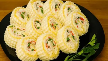 Aperitivul „1000 complimente”: Se topește de pe platou înainte de a apuca să spui „poftă bună”