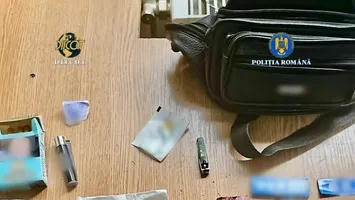 Bărbat de 34 de ani arestat în timp ce încerca să vândă droguri într-un liceu din Târgovişte