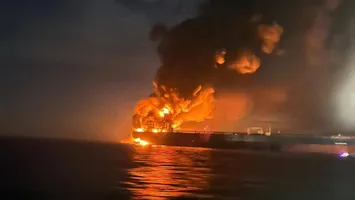 Un petrolier din flota fantomă a Rusiei, atacat de drone din Ucraina, a eșuat în dreptul Bulgariei. Summit cu greii Europei la Londra