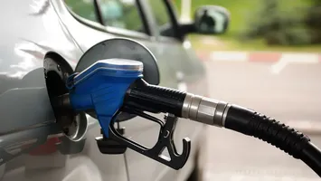 Preț carburanți joi, 11 decembrie 2025. A cincea reducere de preț la motorină din ultima săptămână