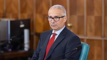 Moțiunea simplă inițiată de AUR împotriva ministrului Justiției Radu Marinescu a fost respinsă. PSD, mesaj dur la adresa partidului condus de George Simion: „Se gândesc doar cum o să arate pe TikTok declarațiile lor”