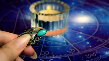 4 ZODII care au nevoie de TALISMANE în 2026. Vezi ce le aduce NOROC