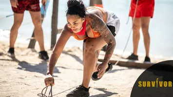 Accident devastator la Survivor 2026! Naba Salem, cărată cu targa de medici. A plâns de durere