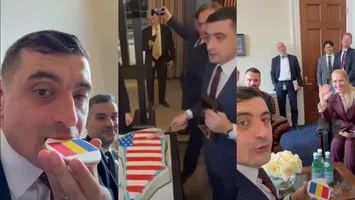 George Simion „îndulcește” episodul tăierii tortului în forma Groenlandei cu episodul fursecului ornat cu drapelul României: „Nu știu dacă să mănânc prăjitura asta. We may have a problem in the Romanian Parliament”